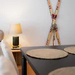 - Erdoedy アパート Oravská Lesná